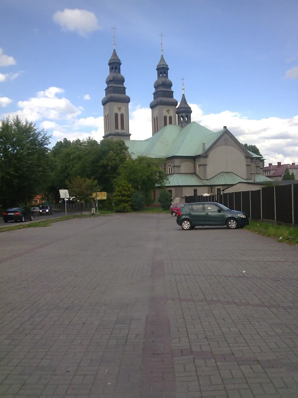 Wniebowzięcia Najświętszej Maryi Panny, Radlin, Radlin — exterior