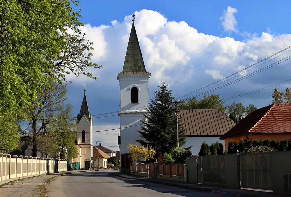 Farský kostol sv. Petra a Pavla (Barca), Košice — exterior