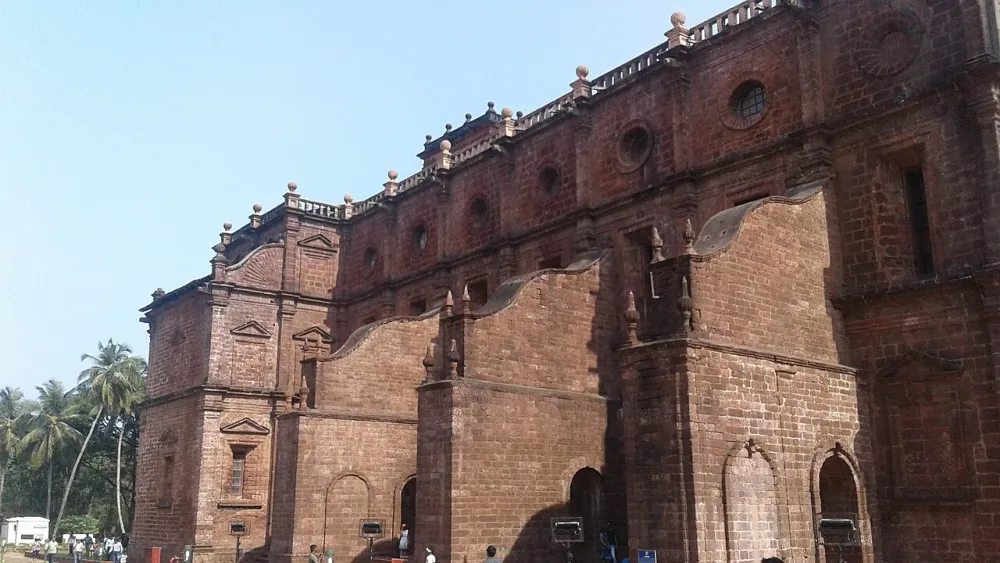 Basilica of Bom Jesus, Goa — exterior