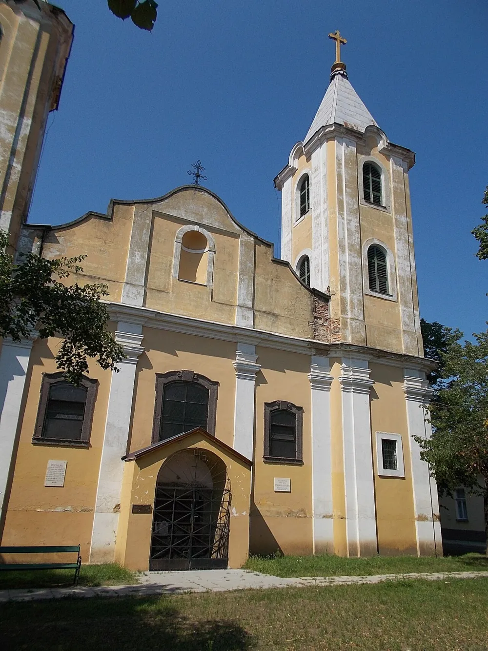 Szent Orbán templom, Gyöngyös — exterior