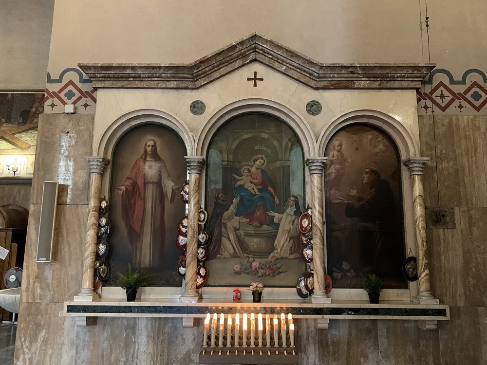 Chiesa di Santa Croce a Via Flaminia, Roma — exterior