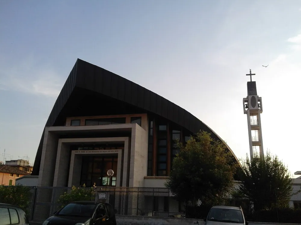 Chiesa di San Francesco di Sales alla Borgata Alessandrina (Roma), Roma — exterior