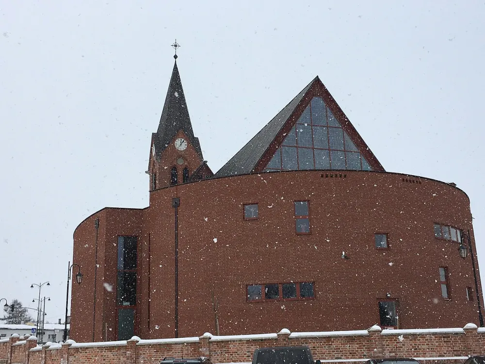 św. Marcina, Sierakowice, Sierakowice — exterior