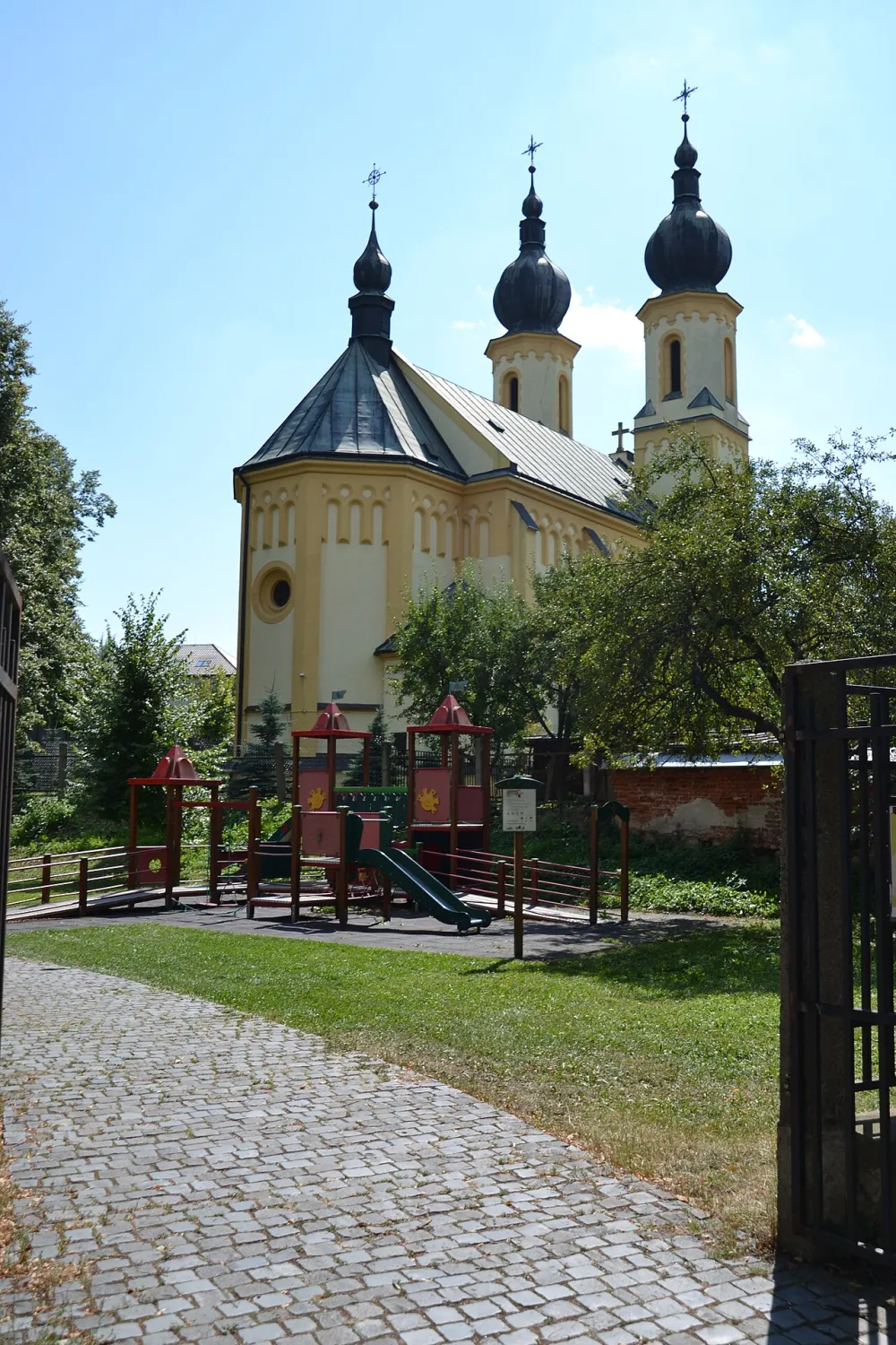 Farský chrám sv. Petra a Pavla, Bardejov — exterior