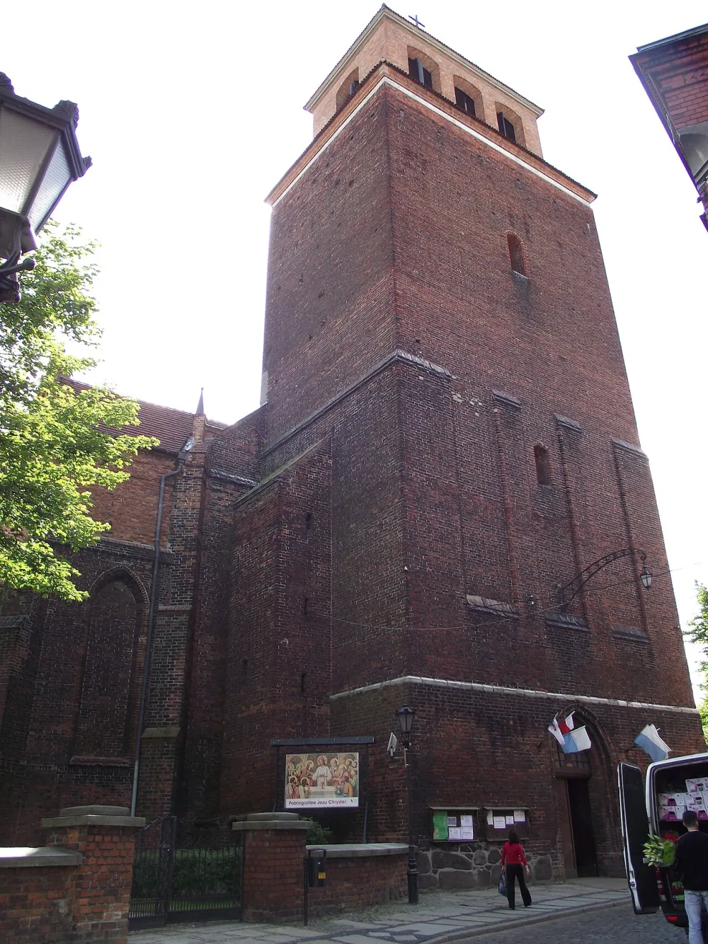 Podwyższenia Krzyża Świętego, Tczew, Tczew — exterior