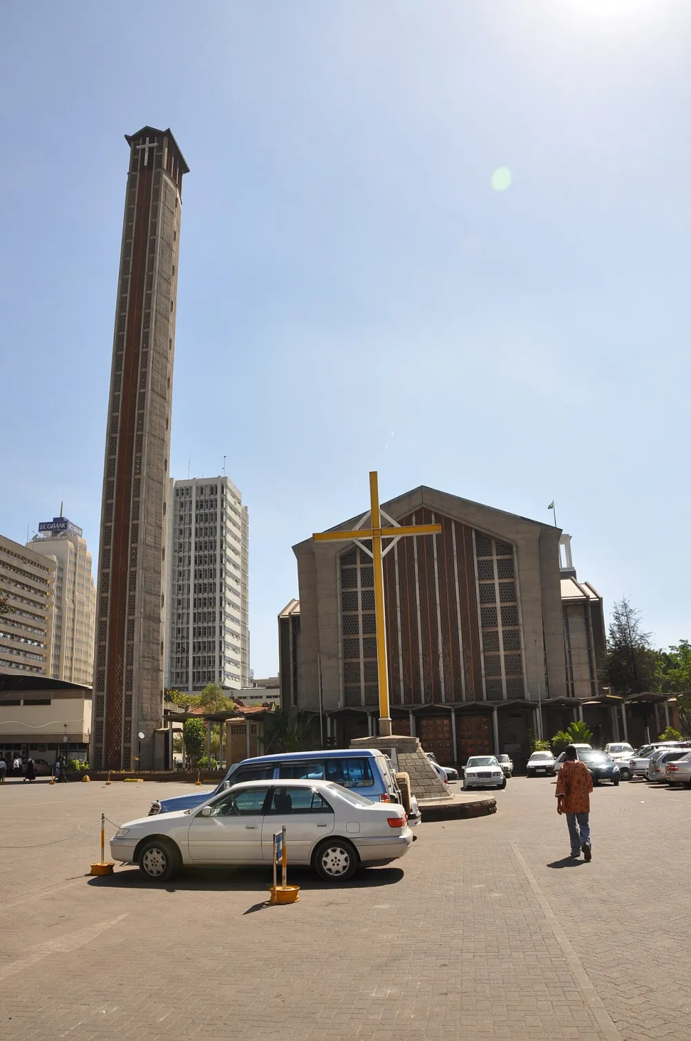 Cathedral of the Holy Family (Nairobi), Nairobi — exterior