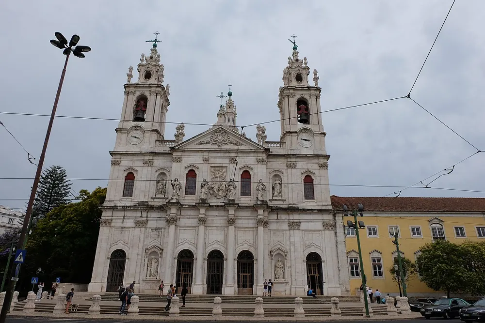 Basílica da Estrela (Lisboa), Lisboa — exterior