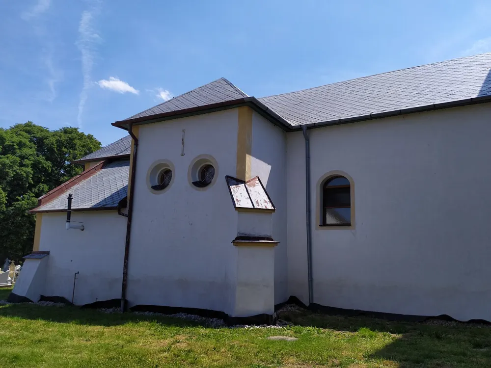 Kostol sv. Martina, Hrušovany — exterior