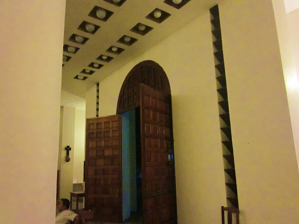 Catedral del Sagrado Corazón de Jesus, Chetumal — exterior