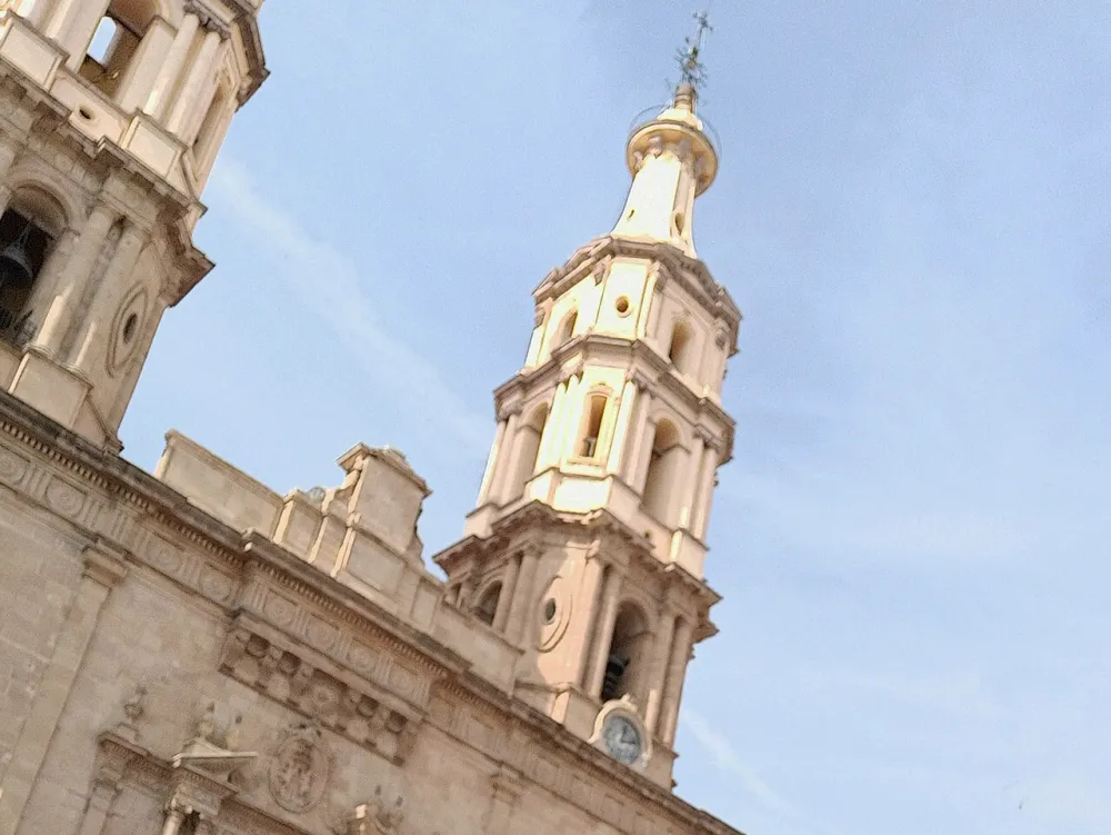 Catedral - Basílica Metropolitana de Nuestra Madre Santísima de la Luz, León de los Aldama — exterior