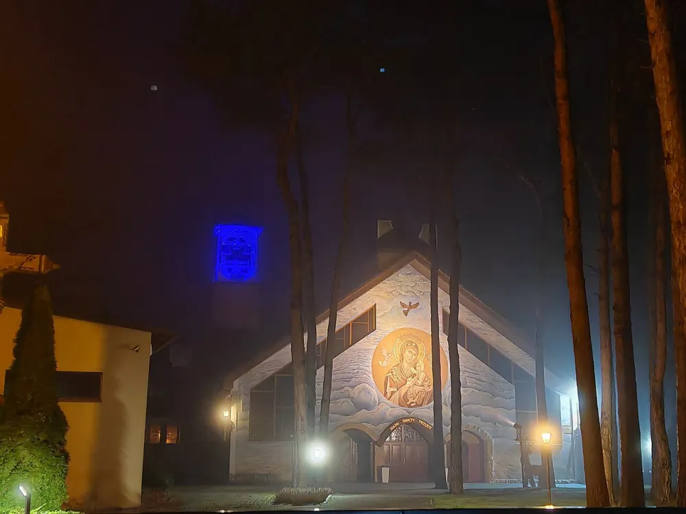 Matki Bożej Nieustającej Pomocy, Jurata, Jurata — exterior