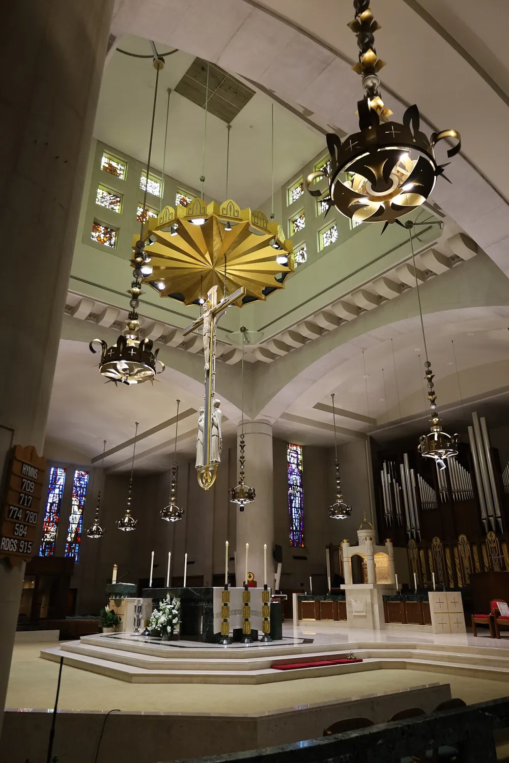 Cathedral of Christ the King, Lexington — exterior