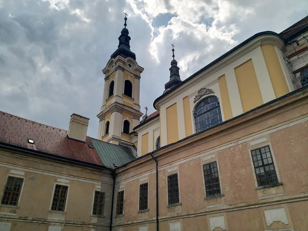 Kostol sv. Jána Krstiteľa (premonštráti, kláštor), Jasov — exterior