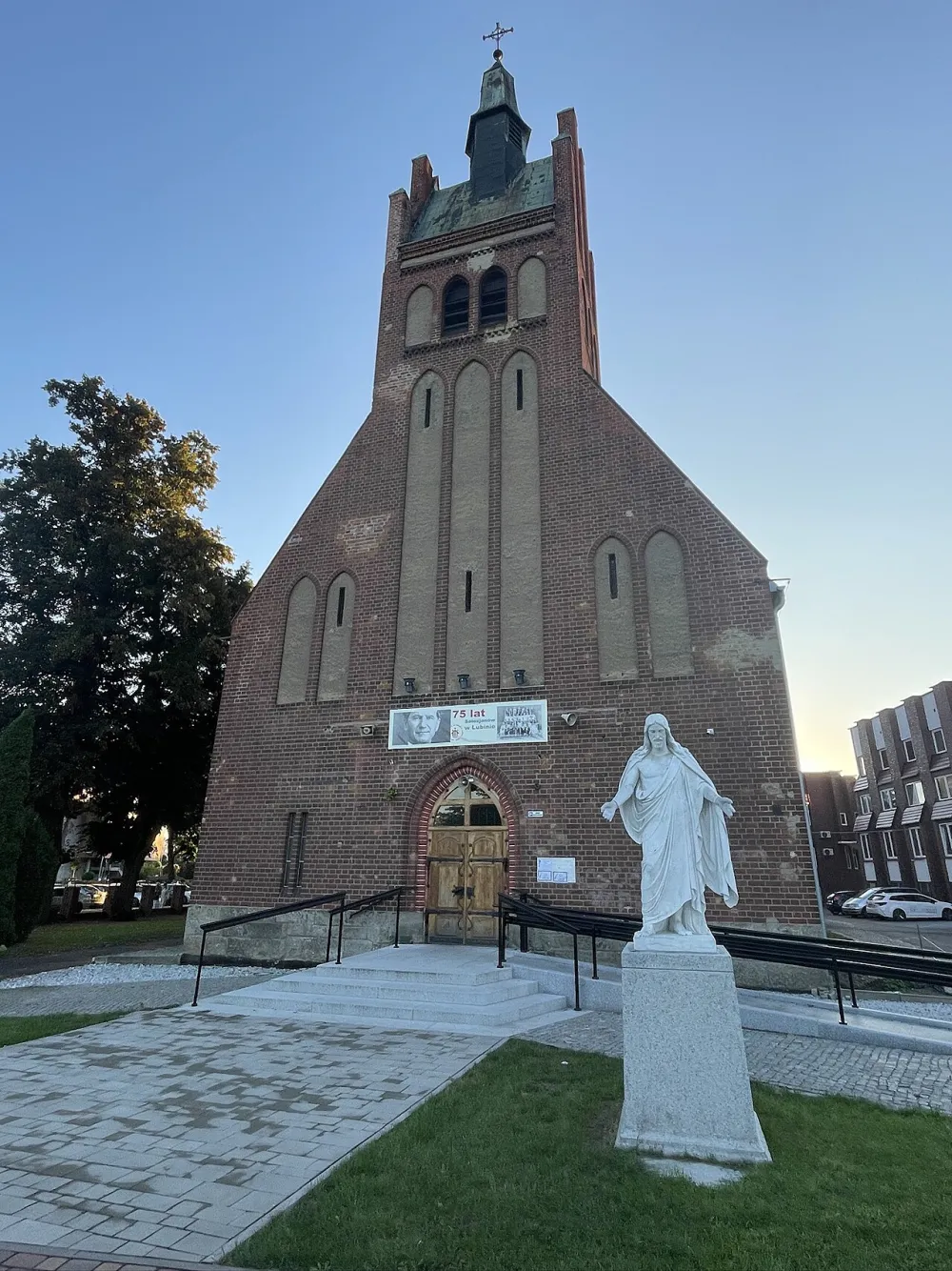 Najświętszego Serca Pana Jezusa, Lubin, Lubin — exterior