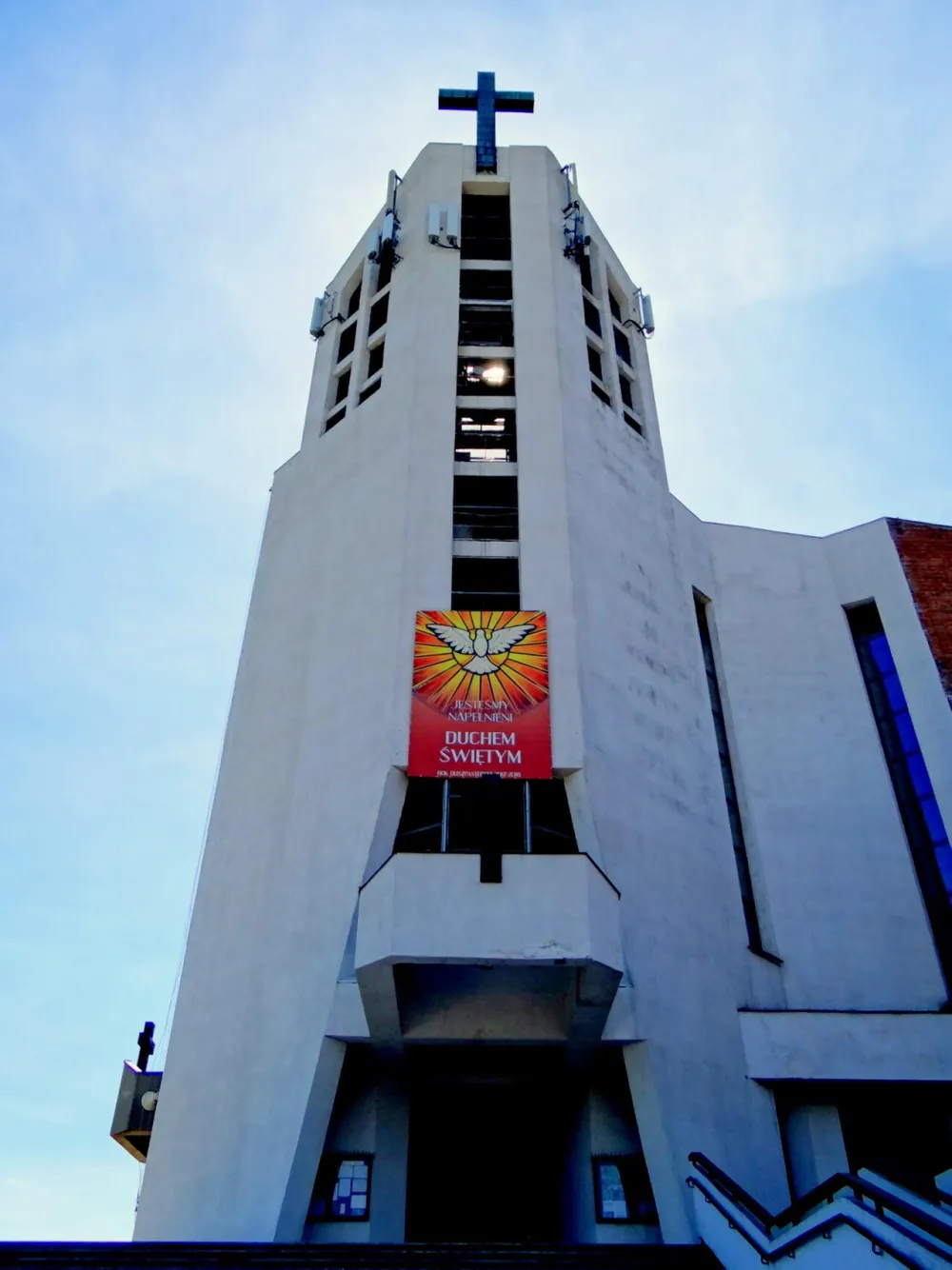 Św. Maksymiliana Marii Kolbego, Pabianice, Pabianice — exterior