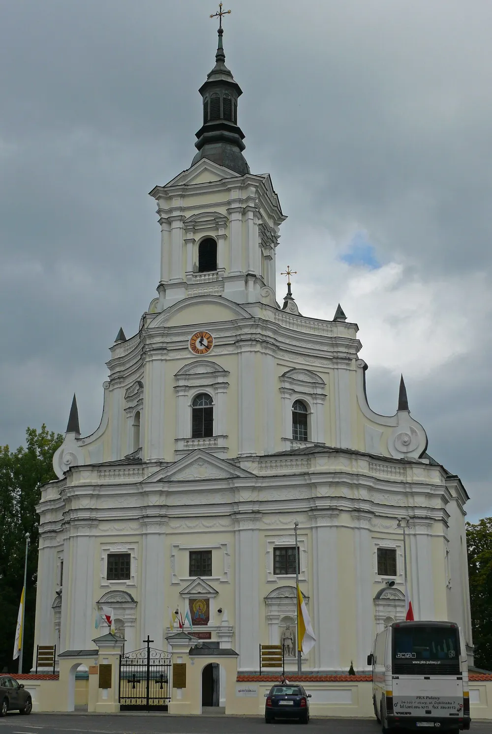 św. Anny, Kodeń, Kodeń — exterior