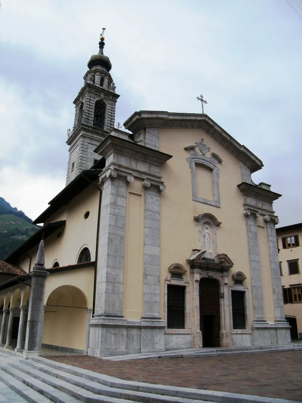 Santuario della Beata Vergine delle Grazie (Ardesio), Ardesio — exterior