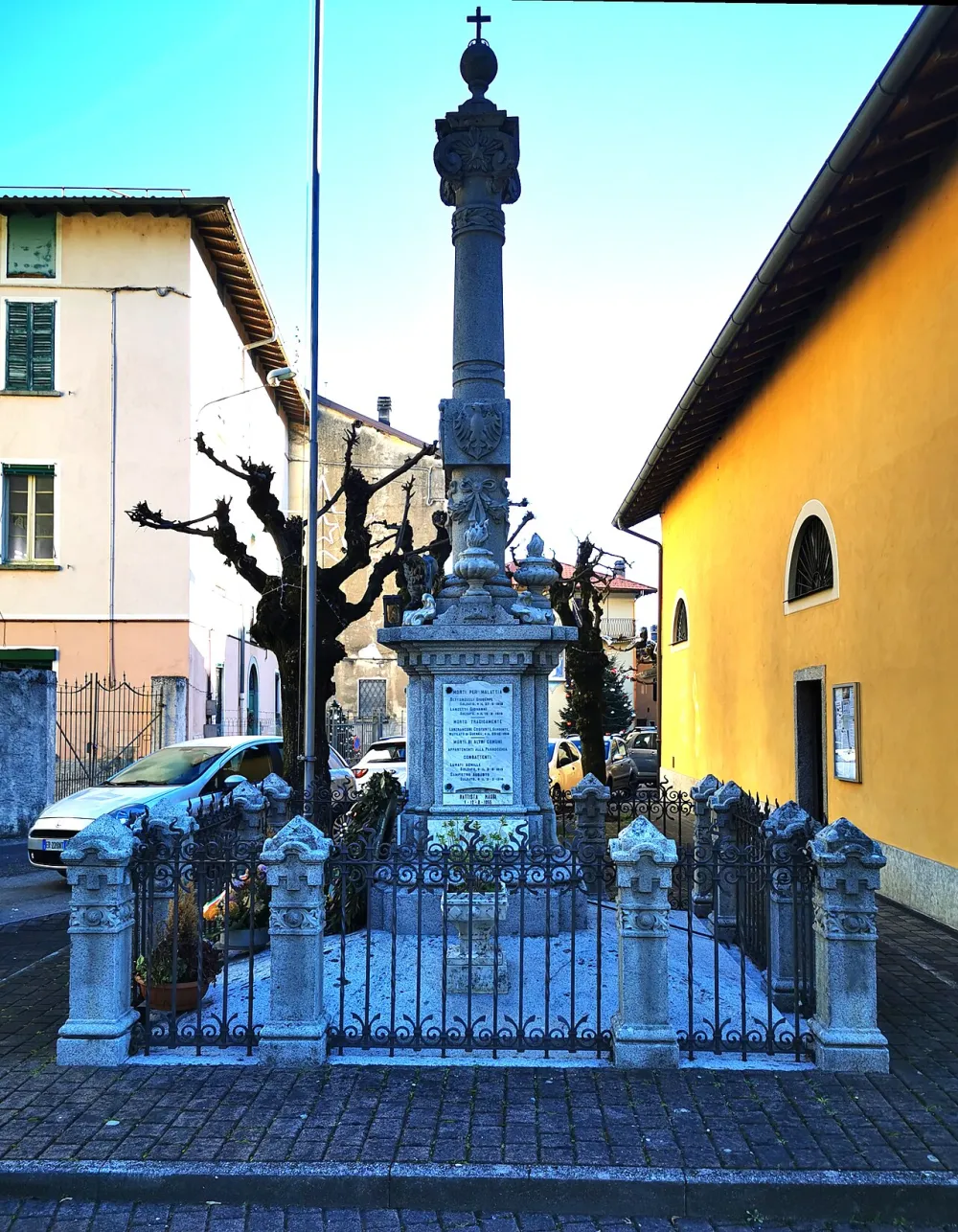 Chiesa dei Santi Pietro e Paolo (San Pietro Sovera, Carlazzo), Carlazzo — exterior