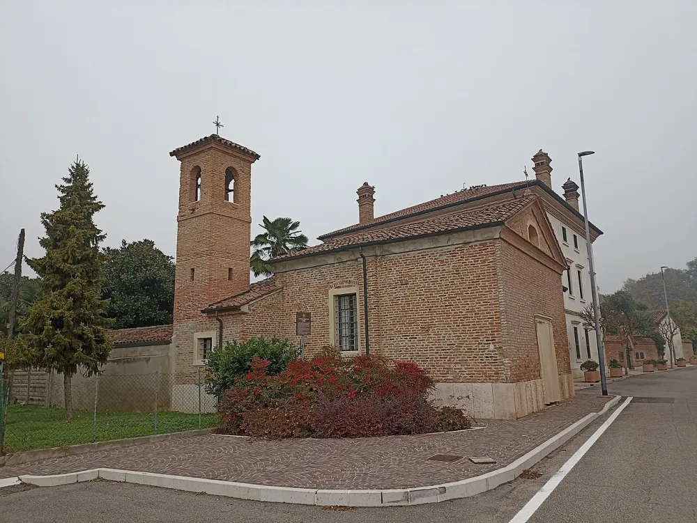 Chiesa di Sant'Ambrogio Vescovo e Dottore (Tombazosana, Ronco all'Adige), Ronco all'Adige — exterior