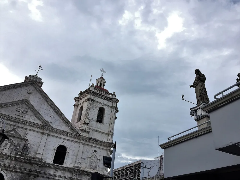 Basilica Minore del Sto. Niño, Cebu City — exterior