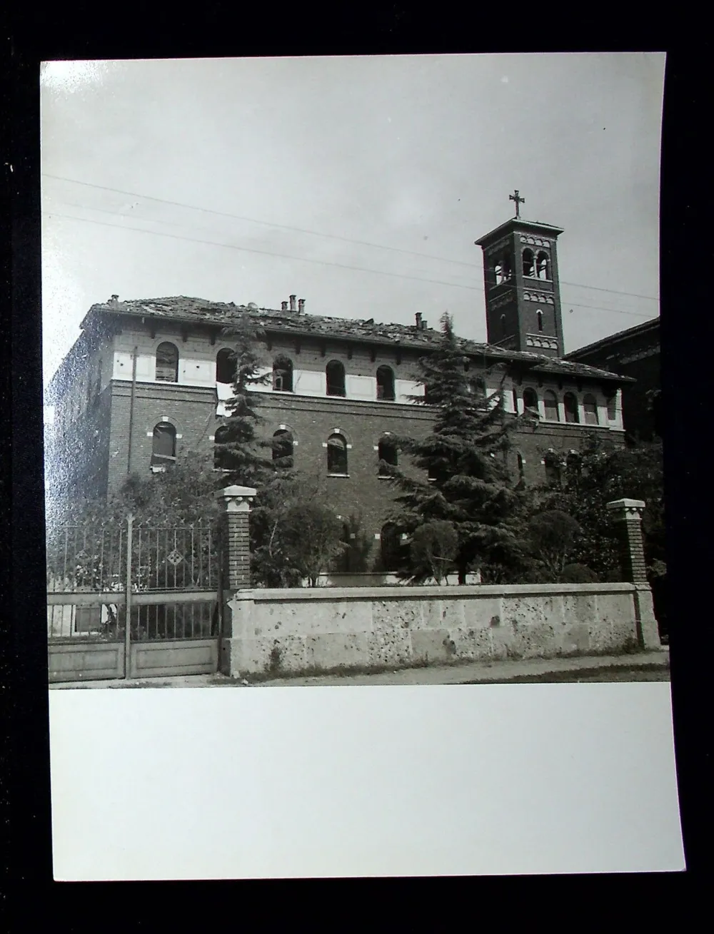 Basilica Santa Teresa di Gesù Bambino (Milano), Milano — exterior