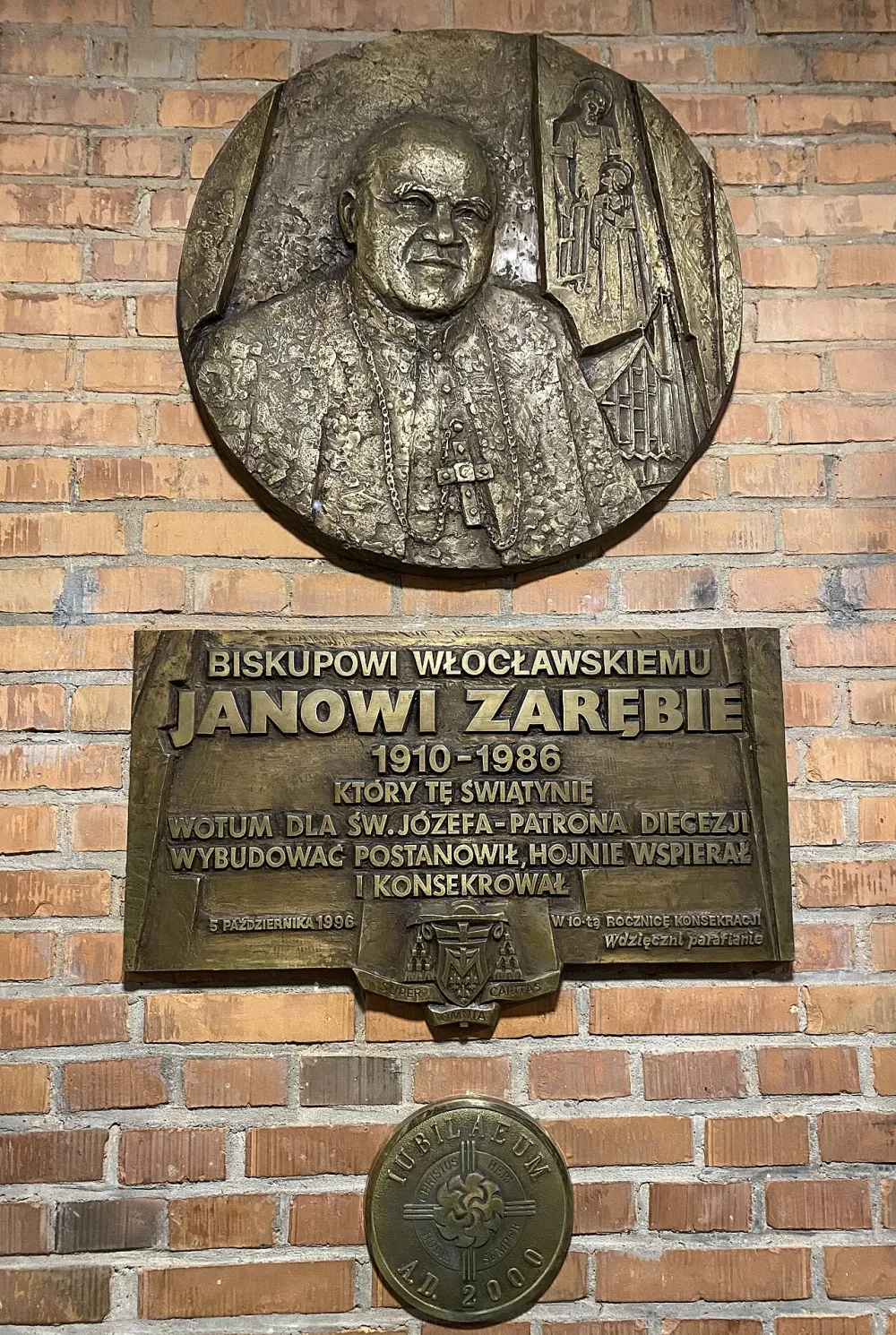 św. Józefa, Włocławek, Włocławek — exterior