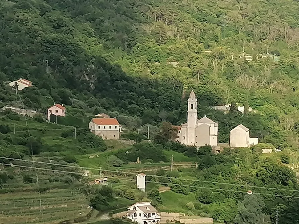 Chiesa parrocchiale di San Filippo, Vezzi Portio — exterior