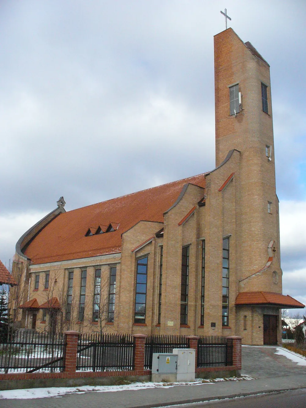 św. Jadwigi Królowej, Chojnice, Chojnice — exterior
