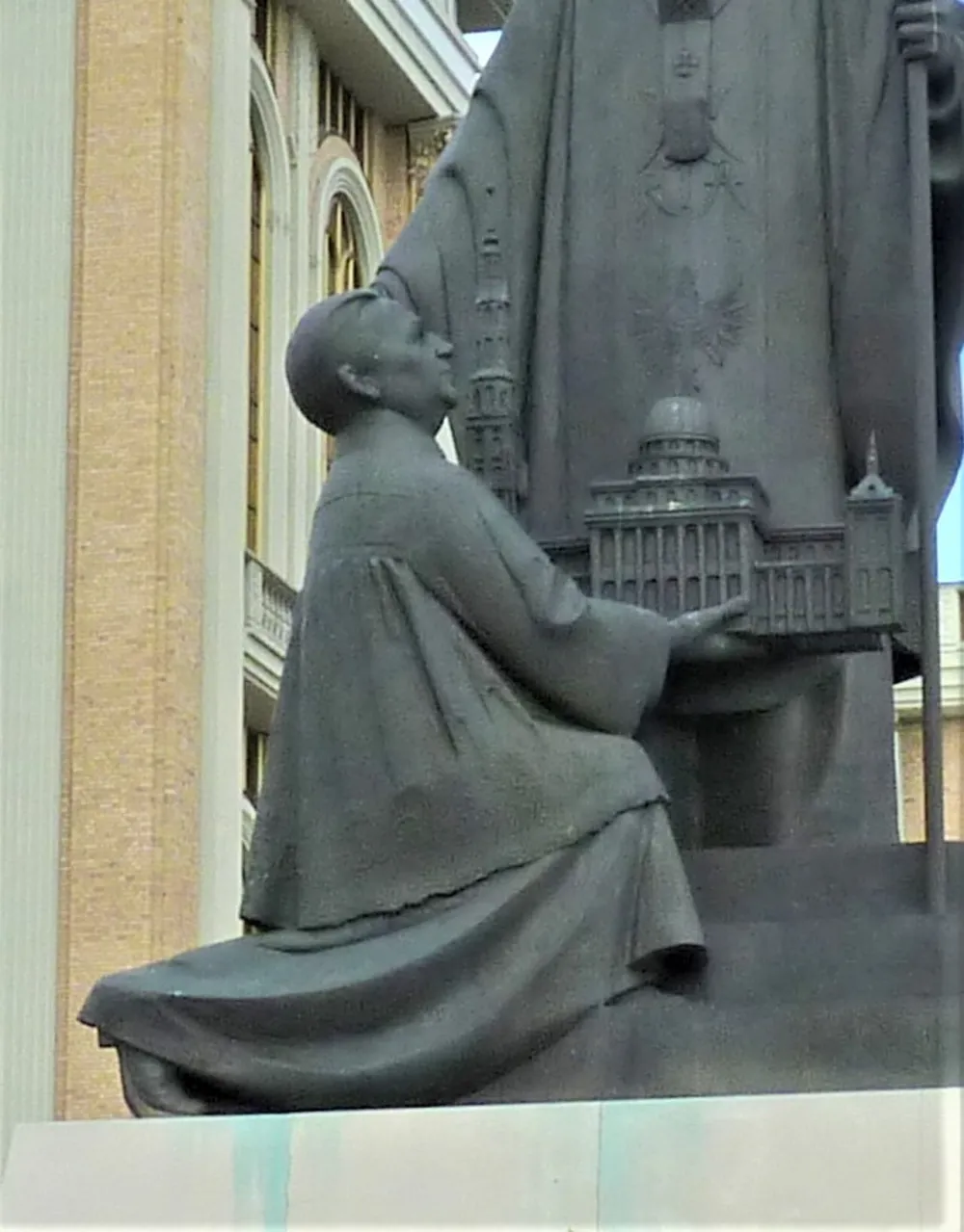 Matki Bożej Licheńskiej (Kościół św. Doroty), Licheń Stary, Licheń Stary — exterior