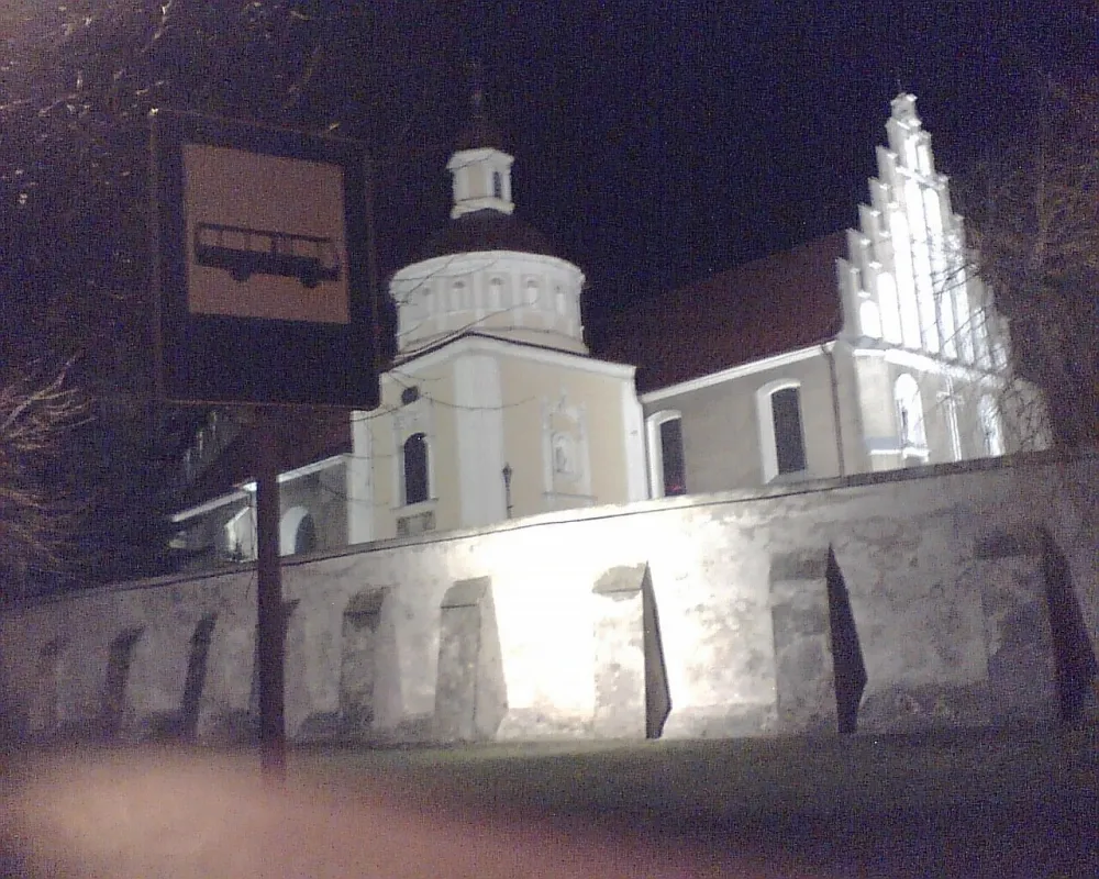 Podwyższenia Krzyża Świętego, Brzeziny, Brzeziny — exterior