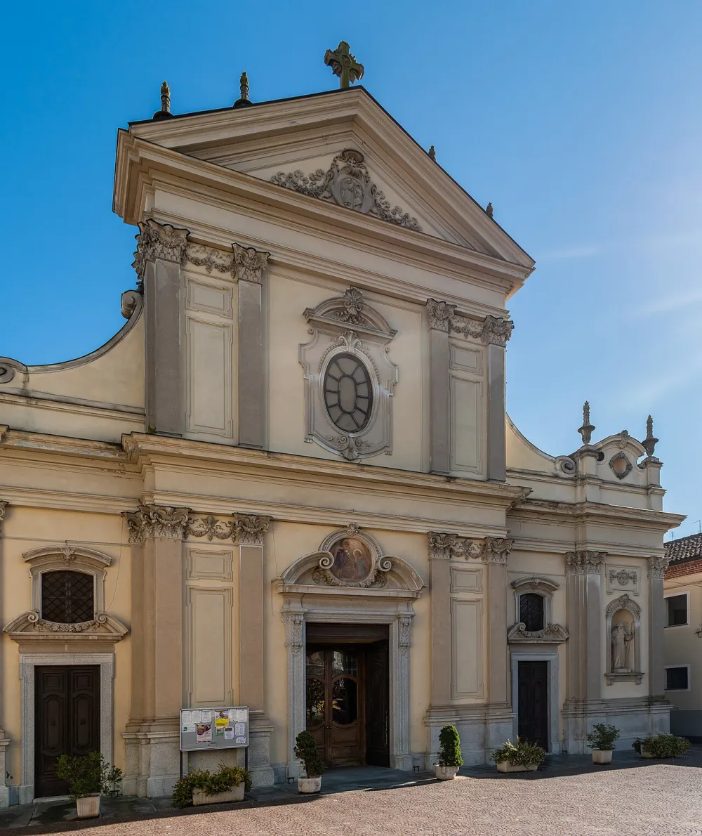 Chiesa di Santa Maria Maggiore (Poirino), Poirino — exterior