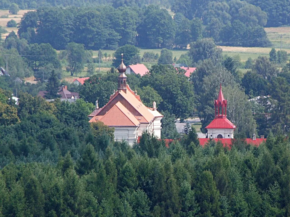 Nawiedzenia Najświętszej Maryi Panny, Krasnobród, Krasnobród — exterior