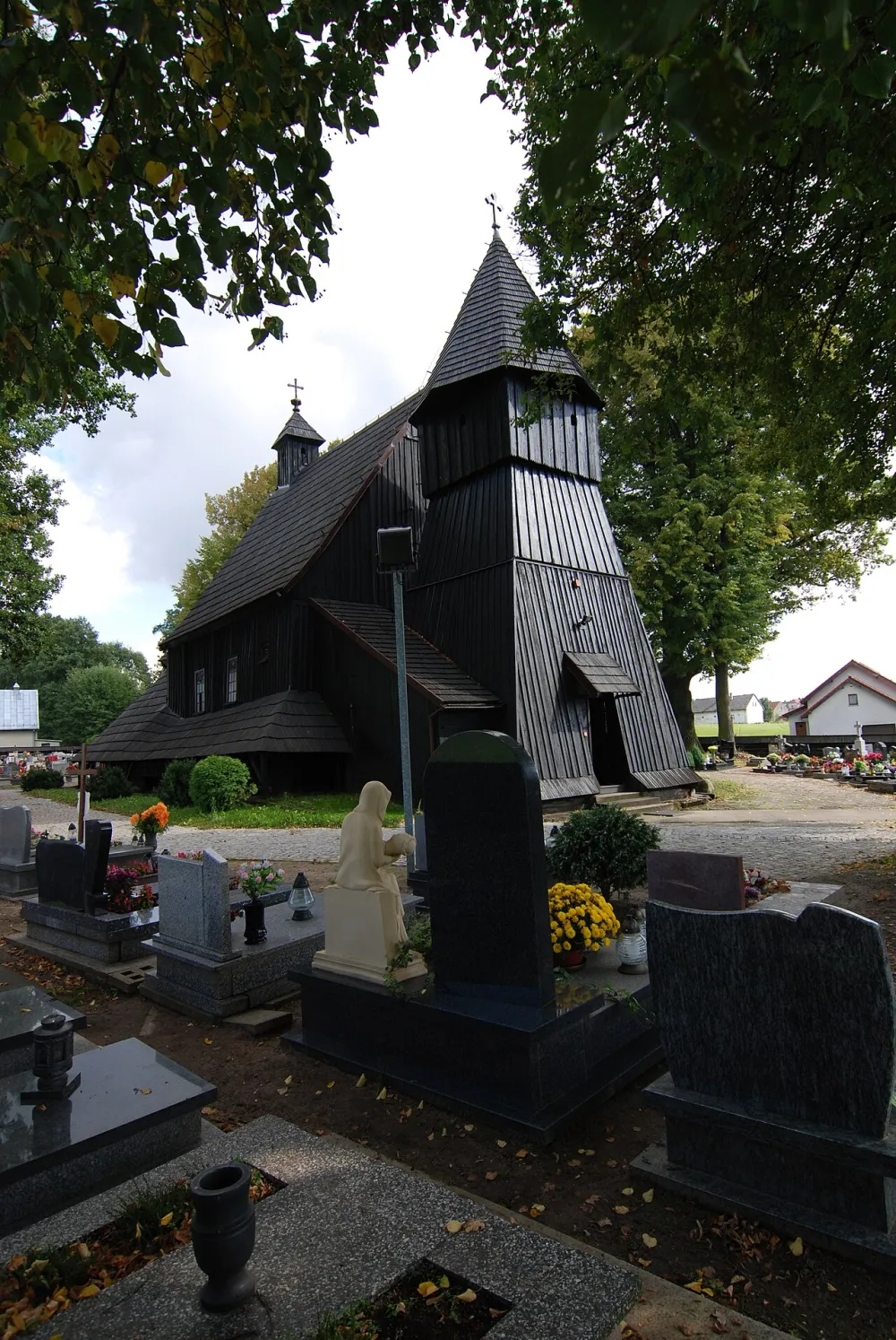 Wszystkich Świętych, Bojszów, Bojszów — exterior