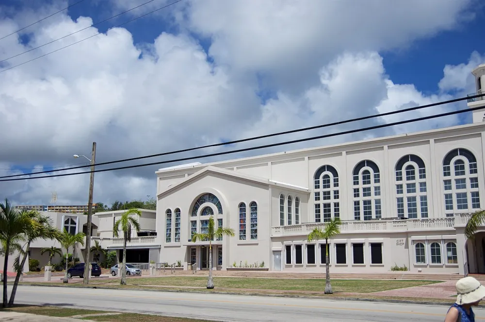 Cathedral Basílica Dulce Nombre de María (Hagåtña), Guam — exterior