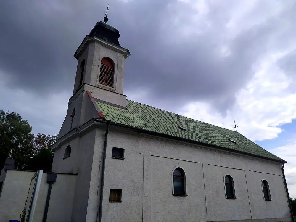 Kostol narodenia Panny Márie, Ratkovce — exterior