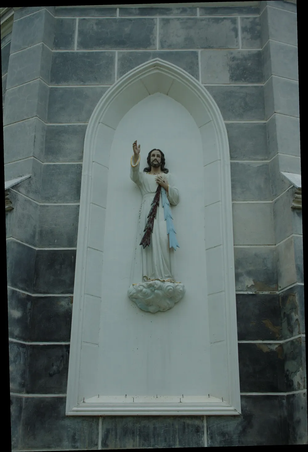 อาสนวิหารแม่พระบังเกิด (Nativity of Our Lady Cathedral Bang Nok Khwaek), Samut Songkhram — exterior