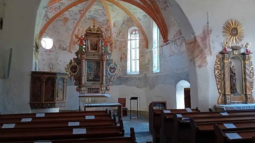 Farský kostol sv. Jána Krstiteľa, Liptovský Ján — exterior