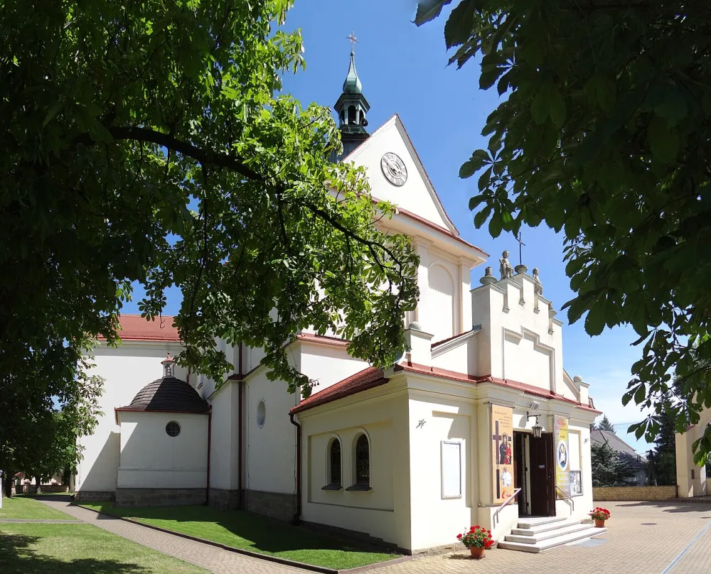 Św. Bartłomieja Apostoła, Mogilany, Mogilany — exterior