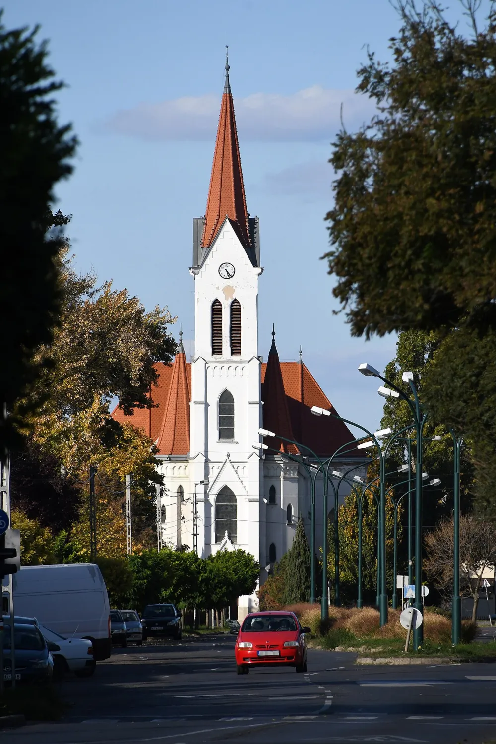 Jézus Szíve-templom, Orosháza — exterior