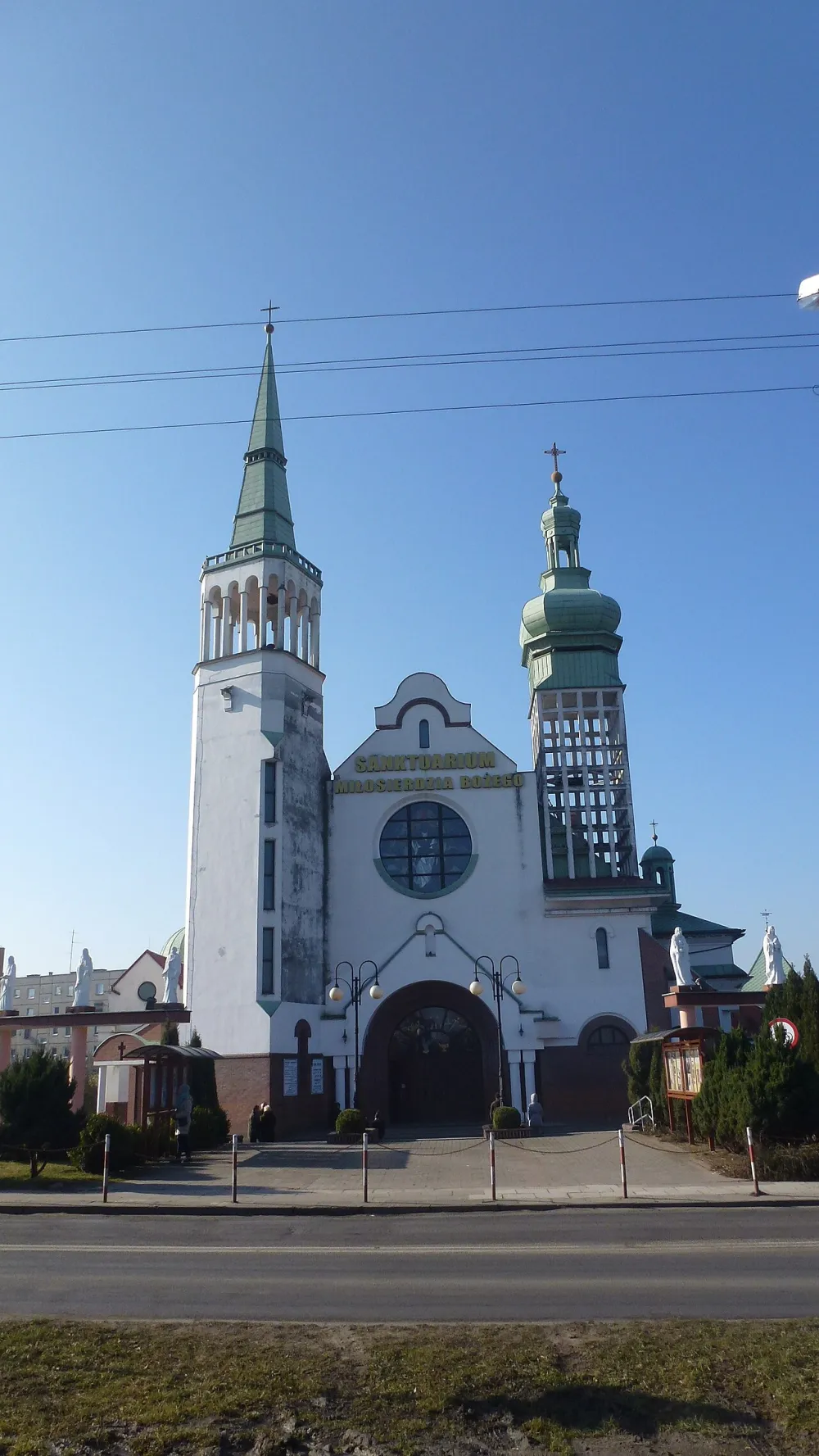 Miłosierdzia Bożego, Świebodzin, Świebodzin — exterior