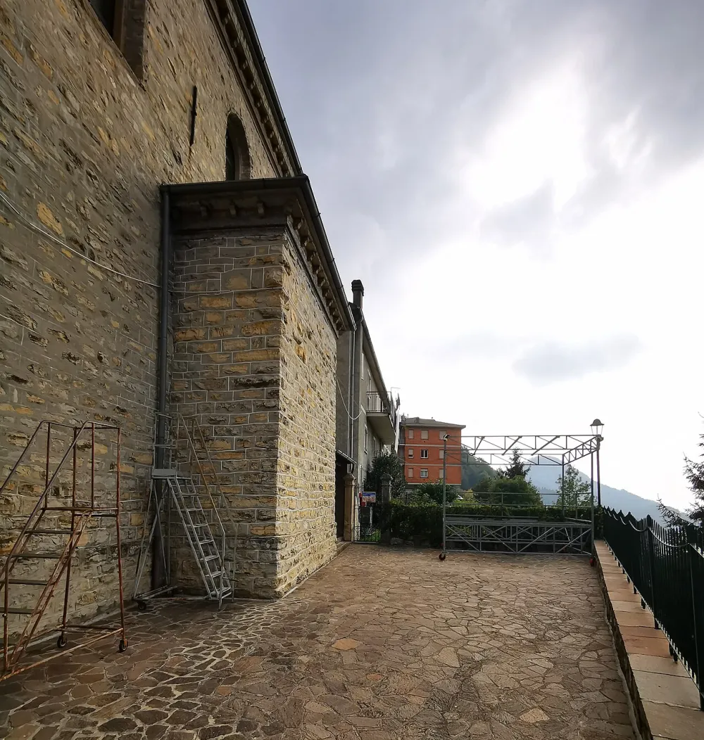 Chiesa di San Giovanni Battista (Sogno, Torre de' Busi), Torre Dè Busi — exterior