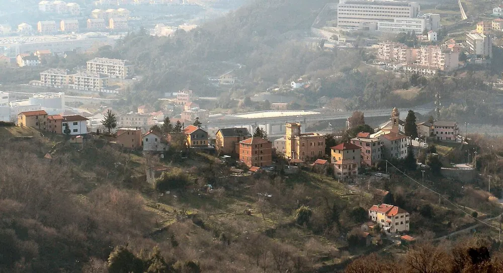 Chiesa di San Pietro Apostolo di Cremeno (Genova), Genova — exterior