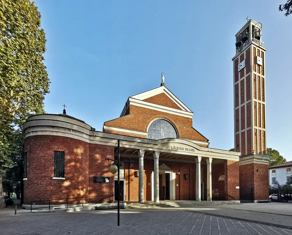 Chiesa di San Martino e l'Immacolata (Cusano Milanino), Cusano Milanino — exterior