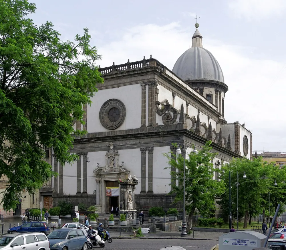 Chiesa di Santa Caterina a Formiello (Napoli), Napoli — exterior