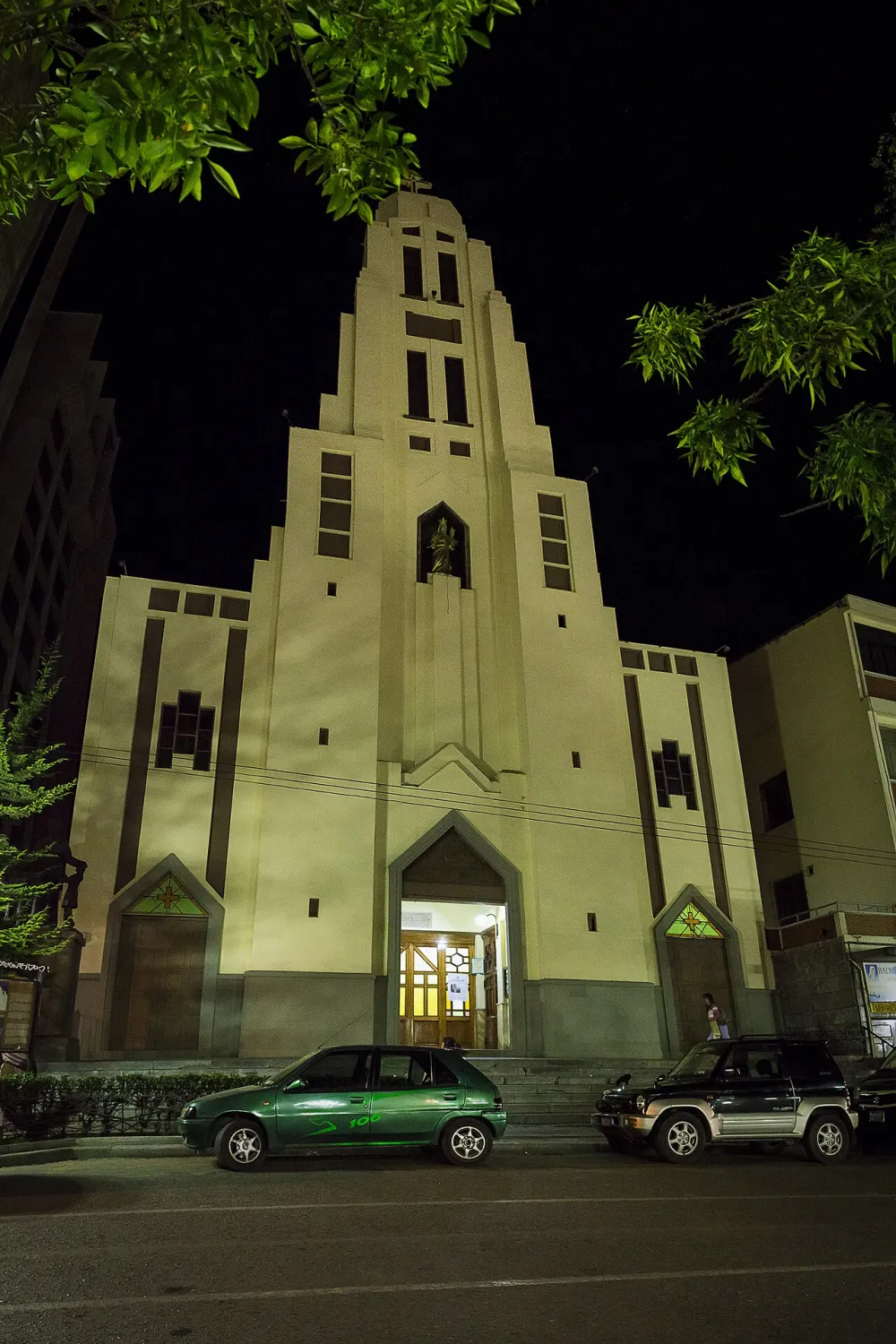 Basilica Maria Auxiliadora (La Paz), La Paz — exterior