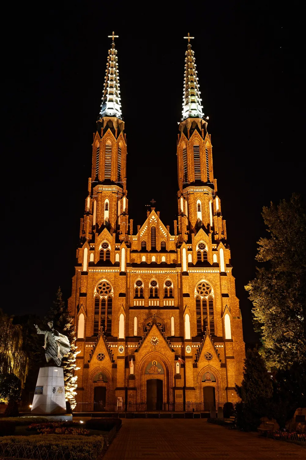 Św. Michała Archanioła i Św. Floriana Męczennika, Warszawa, Warszawa — exterior