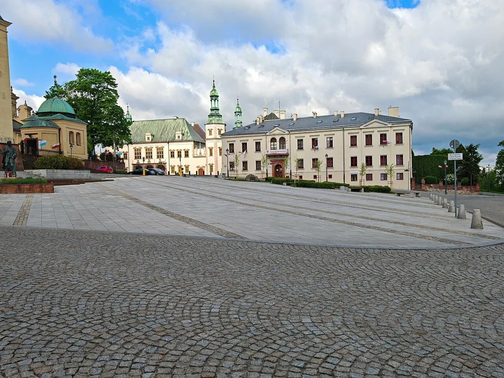 Wniebowzięcia Najświętszej Maryi Panny, Kielce, Kielce — exterior
