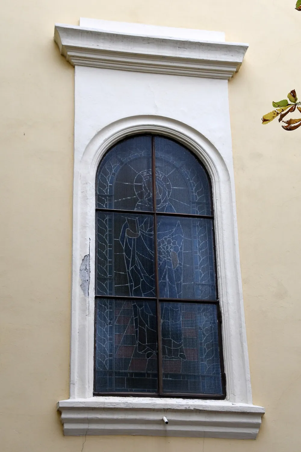 Szent Anna templom, Vécs — exterior
