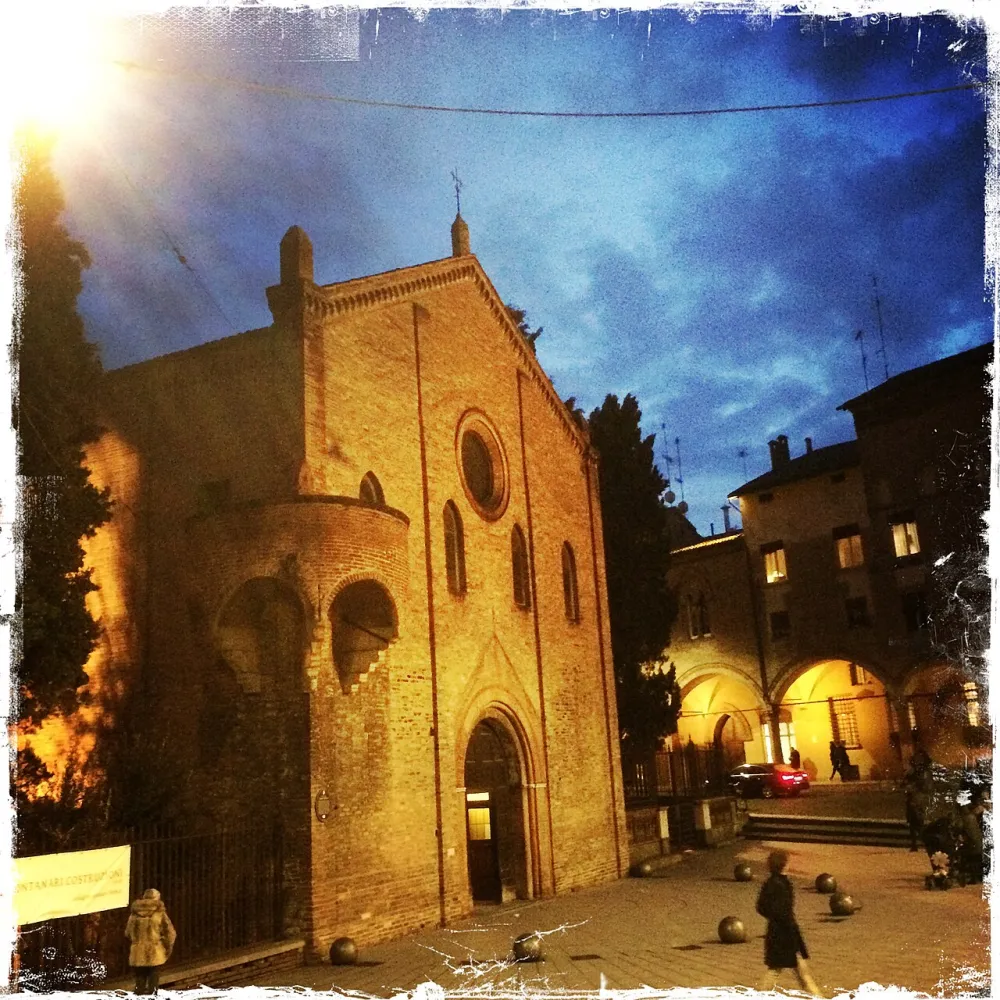 Basilica di Santo Stefano (Bologna), Bologna — exterior