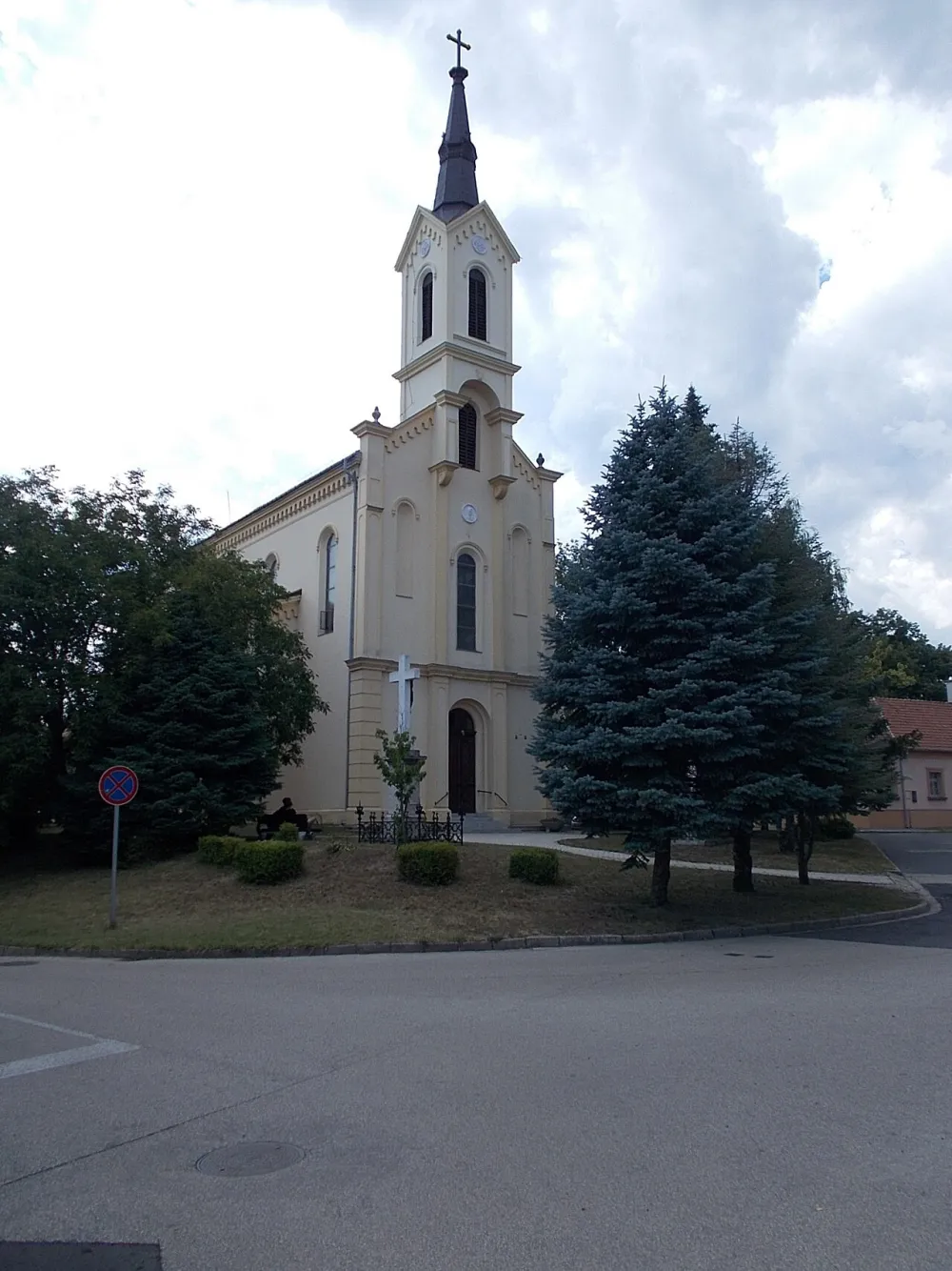 Szent Anna-templom, Pápa — exterior